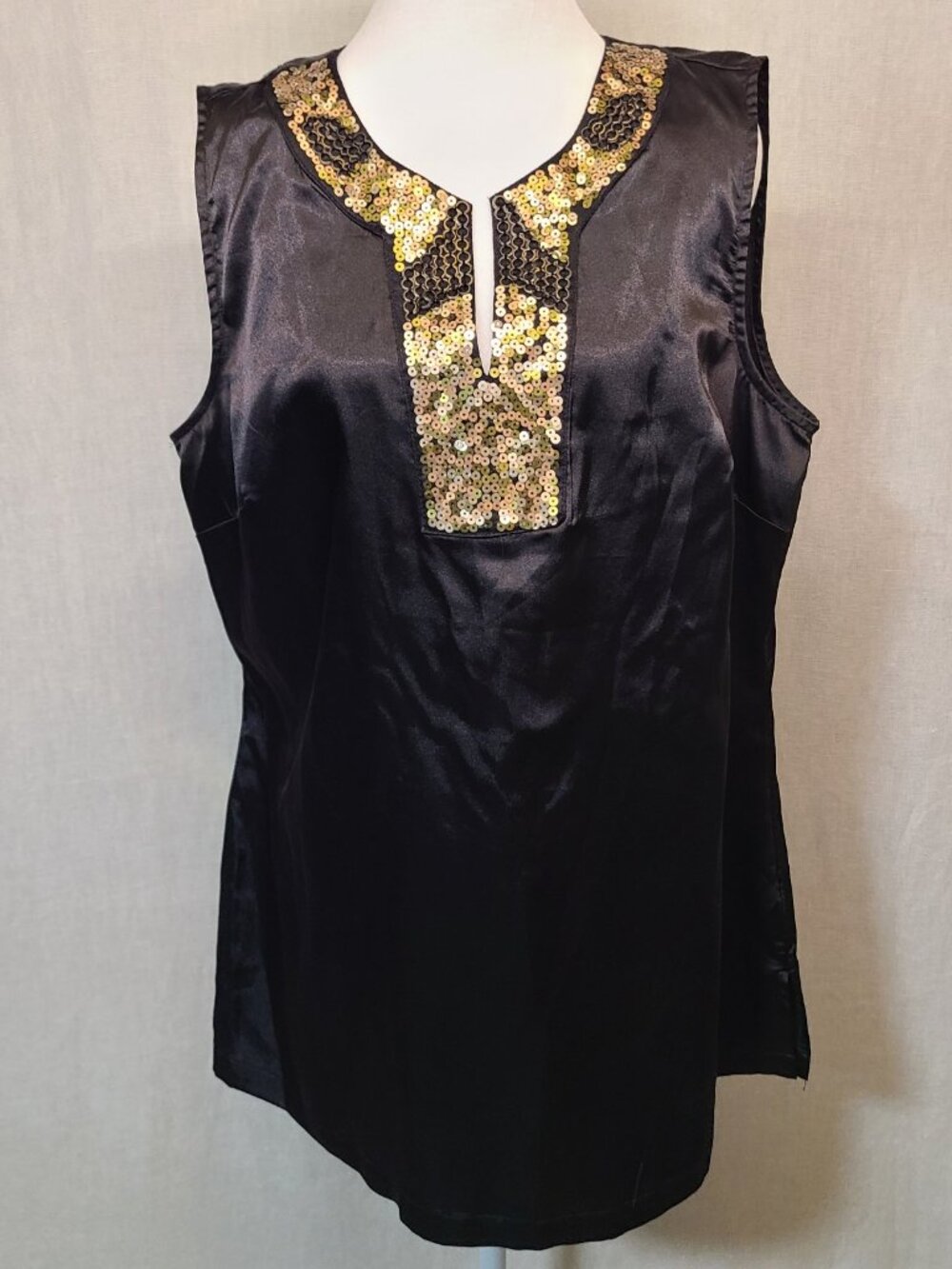 EUC APT 9 Black Satin Sleeveless Top w/ Gold Sequin Collar Embellishment Size L